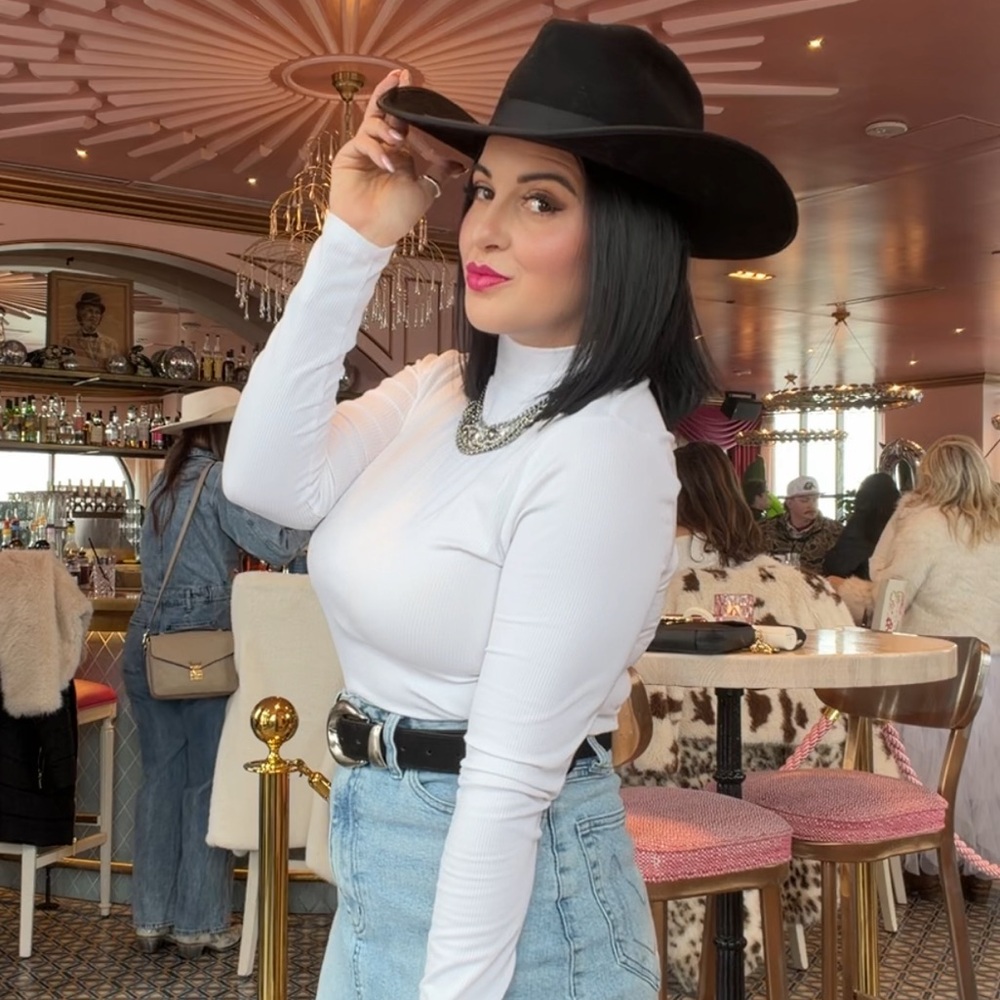 Meet your Posher, Michelle